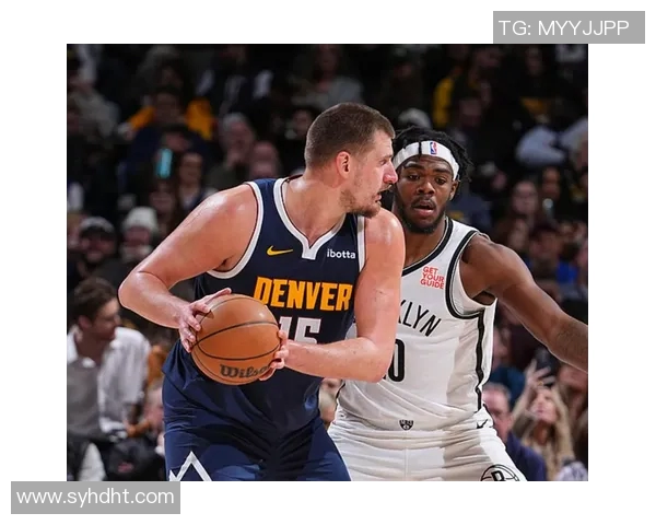 以镜头回顾约基奇赛场真情一幕动人瞬间令人泪目